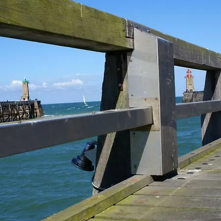 Une Boucane En Bord De Mer Appartement